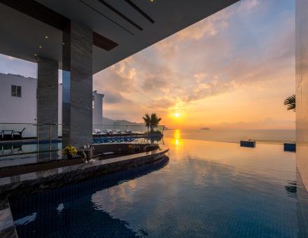 Experience the Stunning Sunrise in Nha Trang