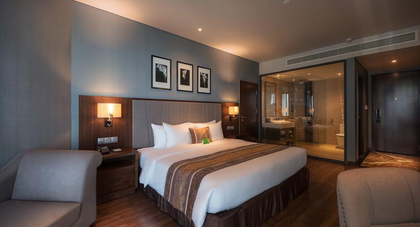 Deluxe Room with Nha Trang Bay View
