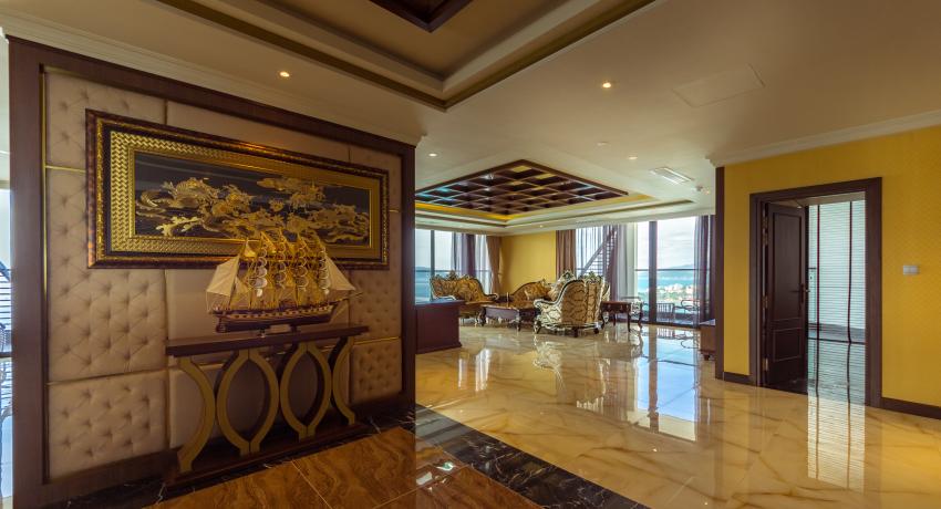 Presidential Suite with Panoramic Nha Trang View