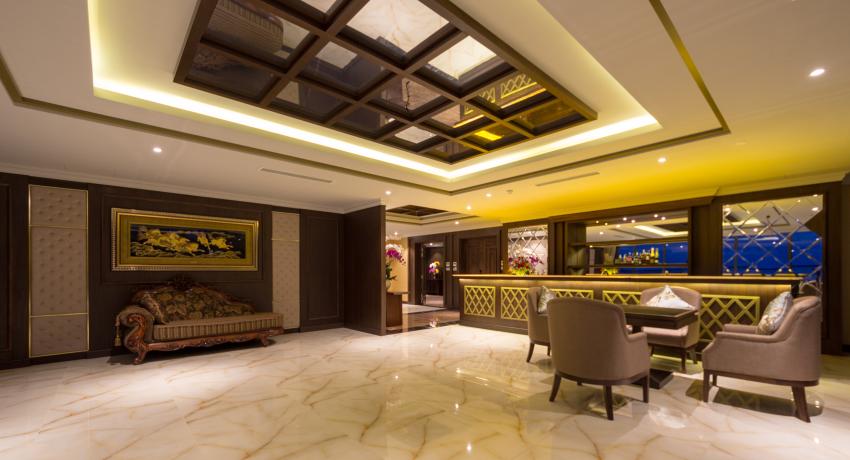 Presidential Suite with Panoramic Nha Trang View