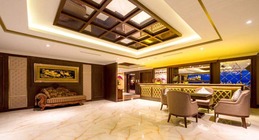 Presidential Suite with Panoramic Nha Trang View