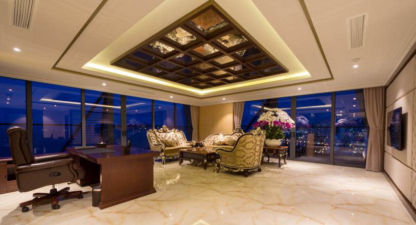 Presidential Suite with Panoramic Nha Trang View