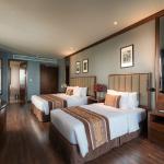 Pacific Triple View Room Overlooking Nha Trang City And Bay