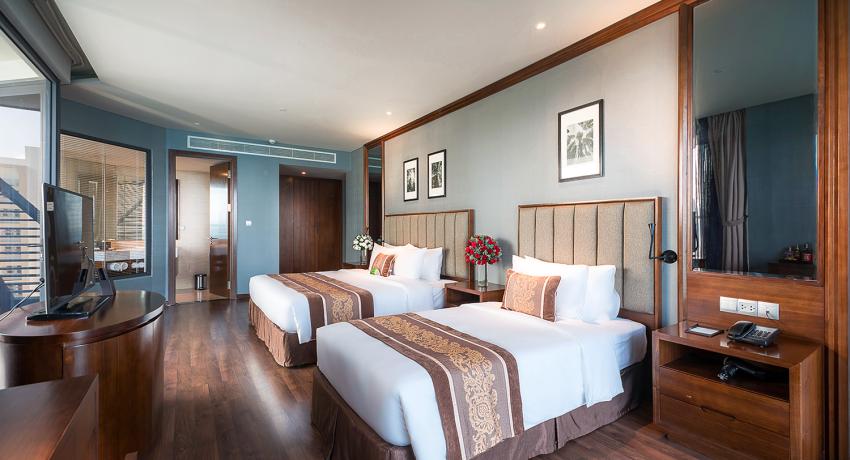 Pacific Triple View Room Overlooking Nha Trang City And Bay