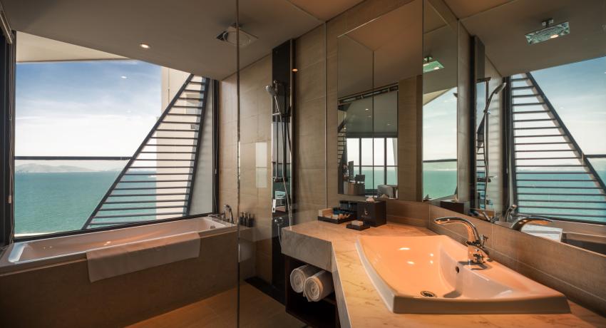 Pacific Triple View Room Overlooking Nha Trang City And Bay
