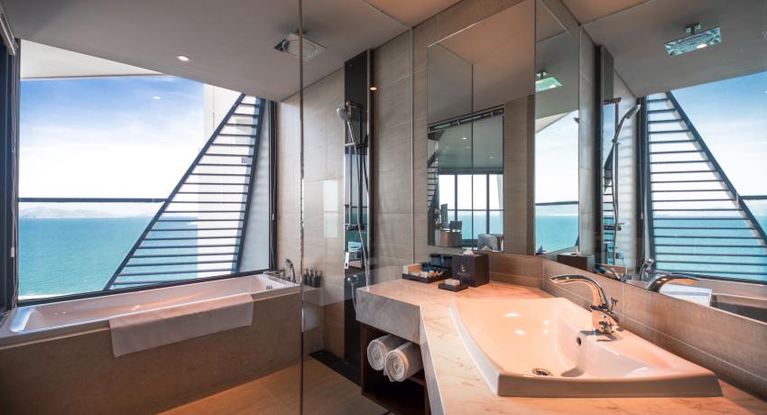 Pacific Triple View Room Overlooking Nha Trang City And Bay