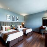 Superior Room with Mountain and City View