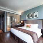 Superior Room with Sea and Cô Tiên Mountain View