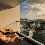 BOTON SIGNATURE - ROMANTIC WITH BALCONY BATHTUB