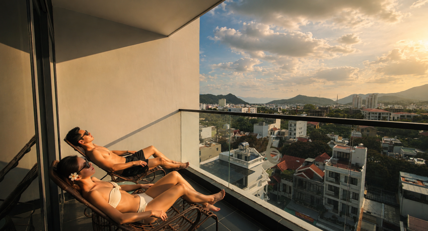 BOTON SIGNATURE - ROMANTIC WITH BALCONY BATHTUB