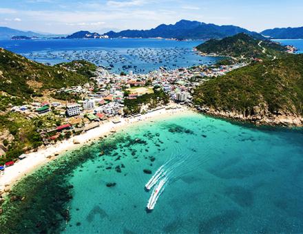 Cẩm nang du lịch biển Cam Ranh