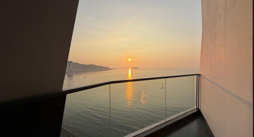 Pacific Double Zimmer mit Blick auf den Cô Tiên Berg und die Nha Trang Bucht