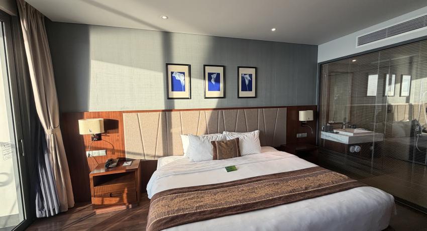 Deluxe Room with Nha Trang Bay View