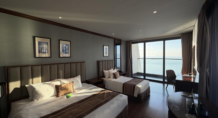 Pacific Triple View Room of Nha Trang City and Bay