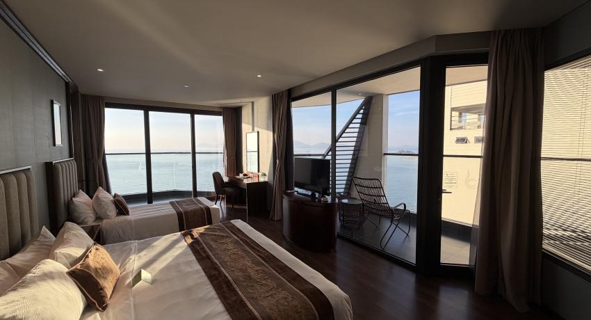 Pacific Triple View Room of Nha Trang City and Bay