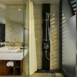 Pacific Double Room with Panoramic View of Cô Tiên Mountain and Nha Trang Bay