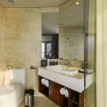 Pacific Double Room with Panoramic View of Cô Tiên Mountain and Nha Trang Bay