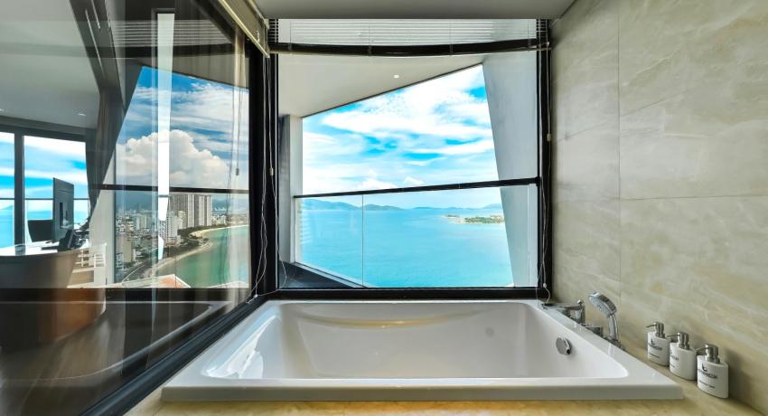 Pacific Double Zimmer mit Blick auf den Cô Tiên Berg und die Nha Trang Bucht