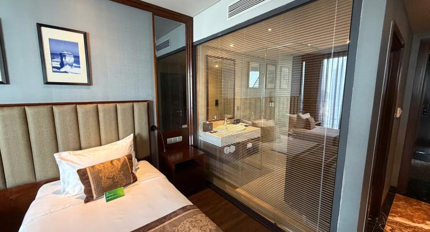 Superior Mountain View Room